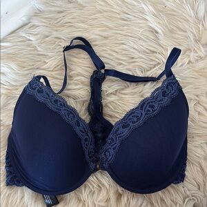 NWOT Natori Navy Lace Bra